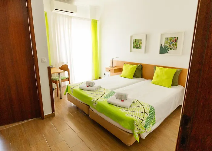 Pensión Abla Carcavelos (Lisbon)