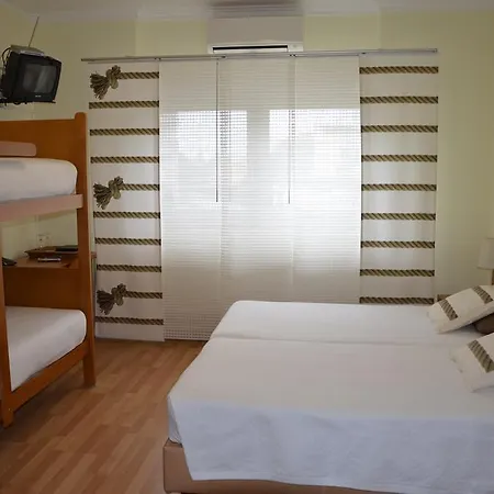 Penzion Abla Carcavelos (Lisbon)