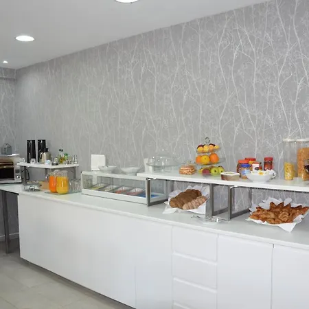 Abla Penzion Carcavelos (Lisbon)