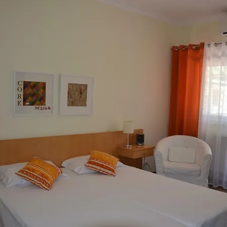 Pensionat Abla Carcavelos (Lisbon)